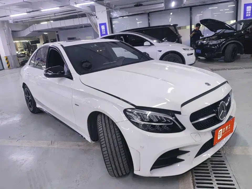 Mercedes-Benz C-Class — миниатюра 4