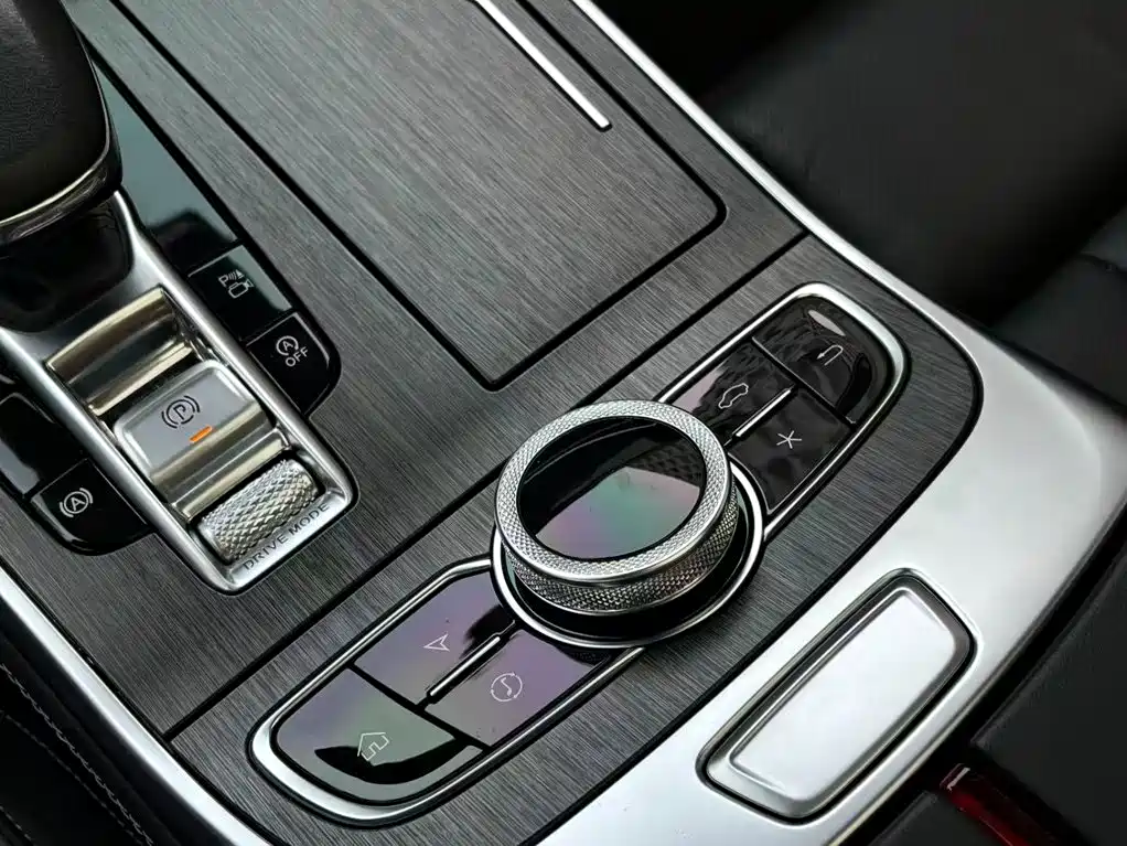 Hongqi Hongqi H9 — миниатюра 13