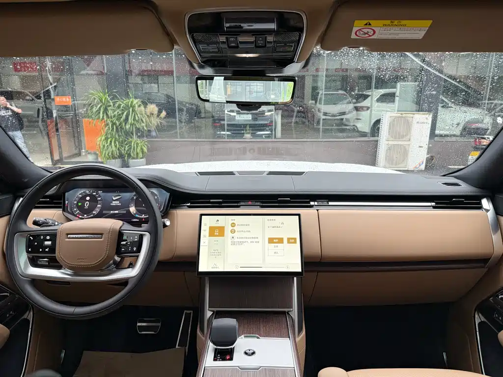 Land Rover Range Rover — миниатюра 13