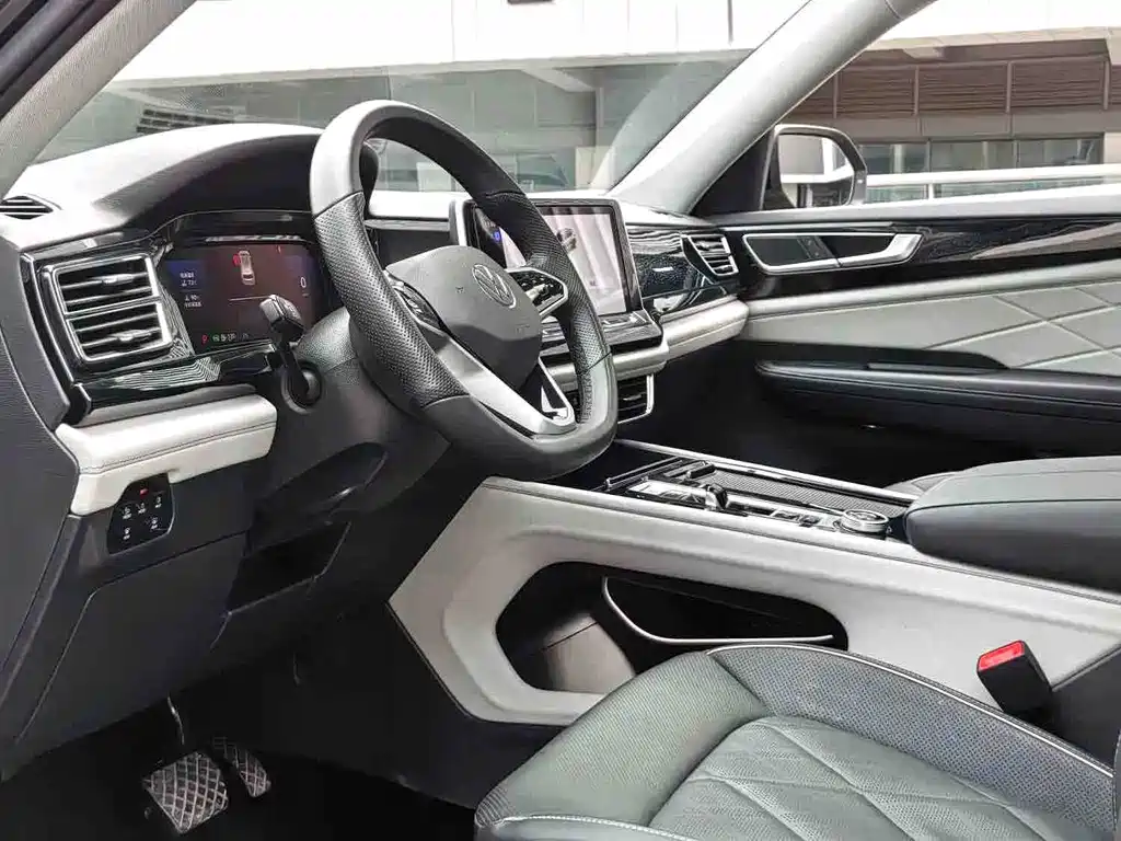 Volkswagen Teramont — миниатюра 4