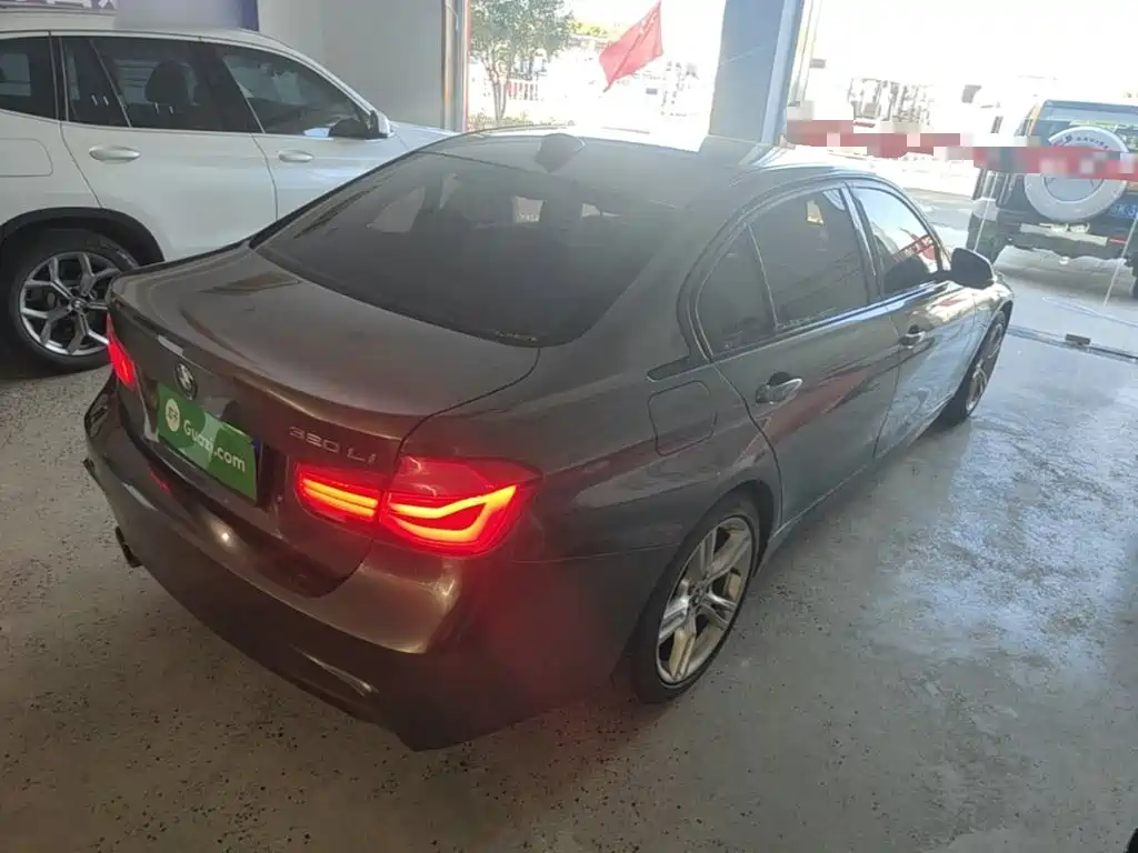 BMW 3 Series — миниатюра 7