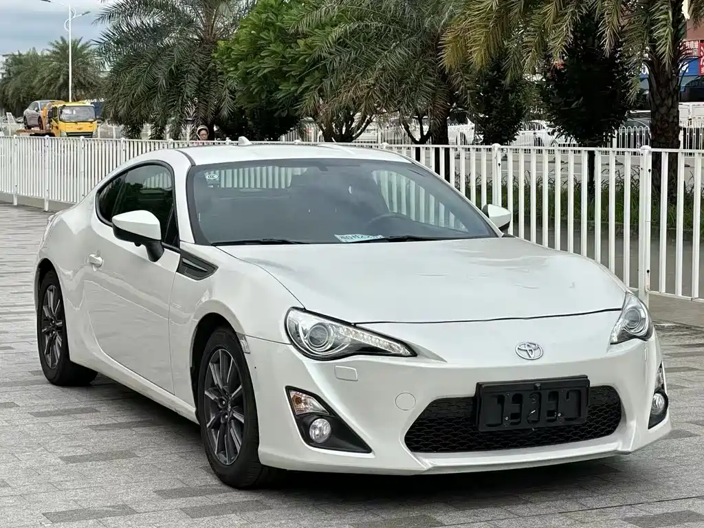Toyota 86 — миниатюра 3