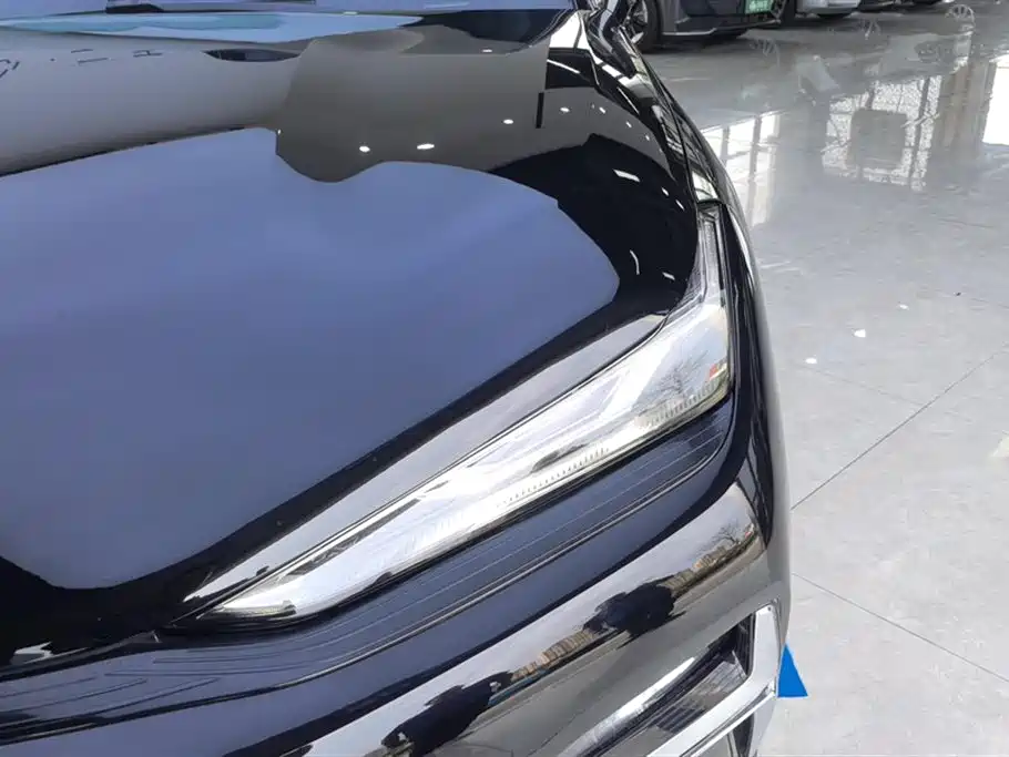 Geely Galaxy Galaxy 8 8 2025 130km EM-P