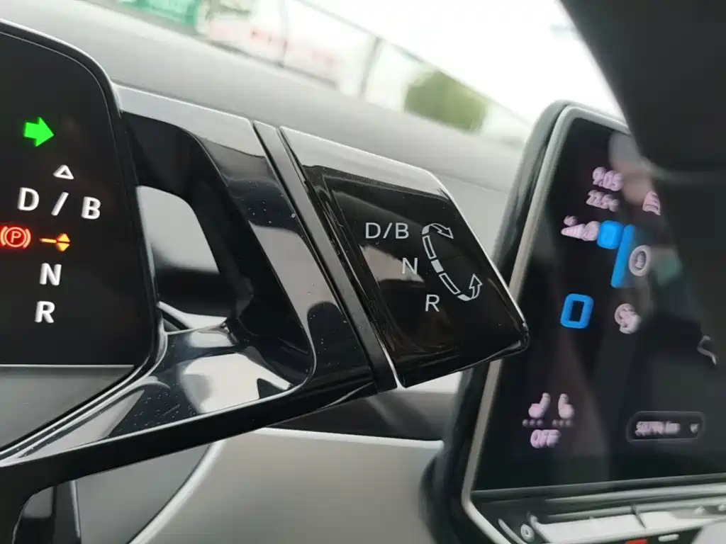 Volkswagen ID.6 Crozz — миниатюра 14