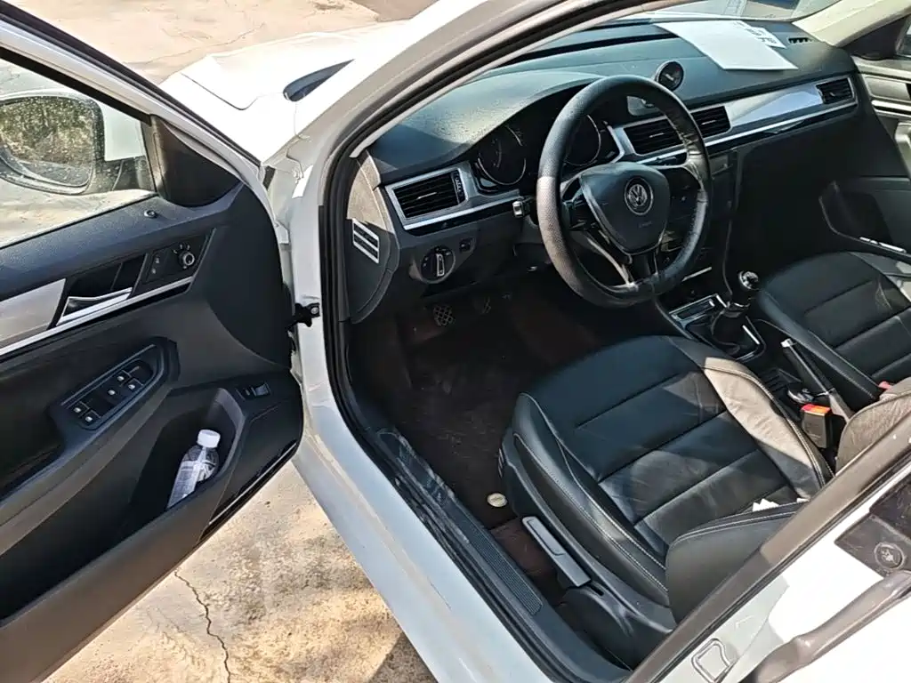 Volkswagen Bora — миниатюра 16