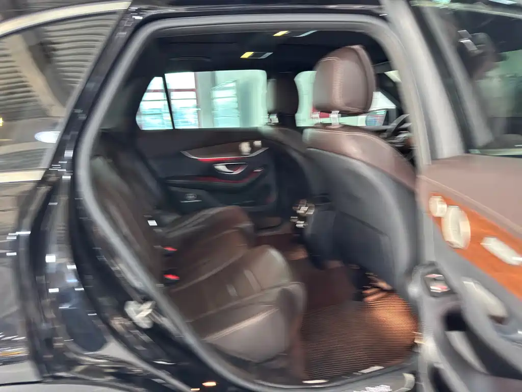 Mercedes-Benz GLC — миниатюра 10