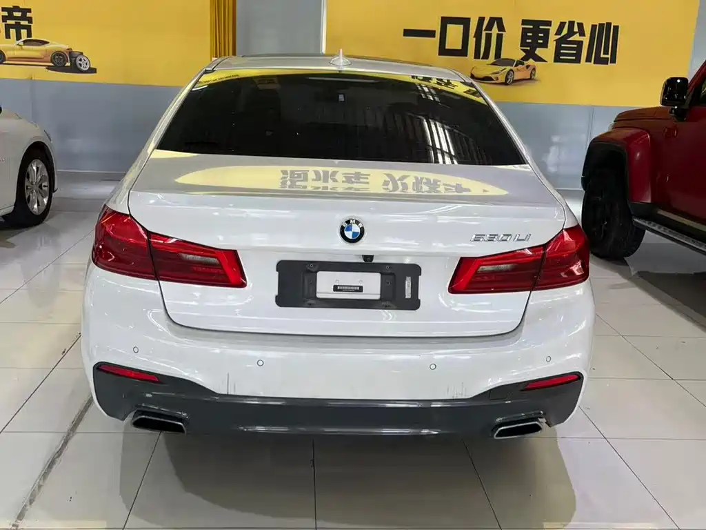 BMW 5 Series — миниатюра 2