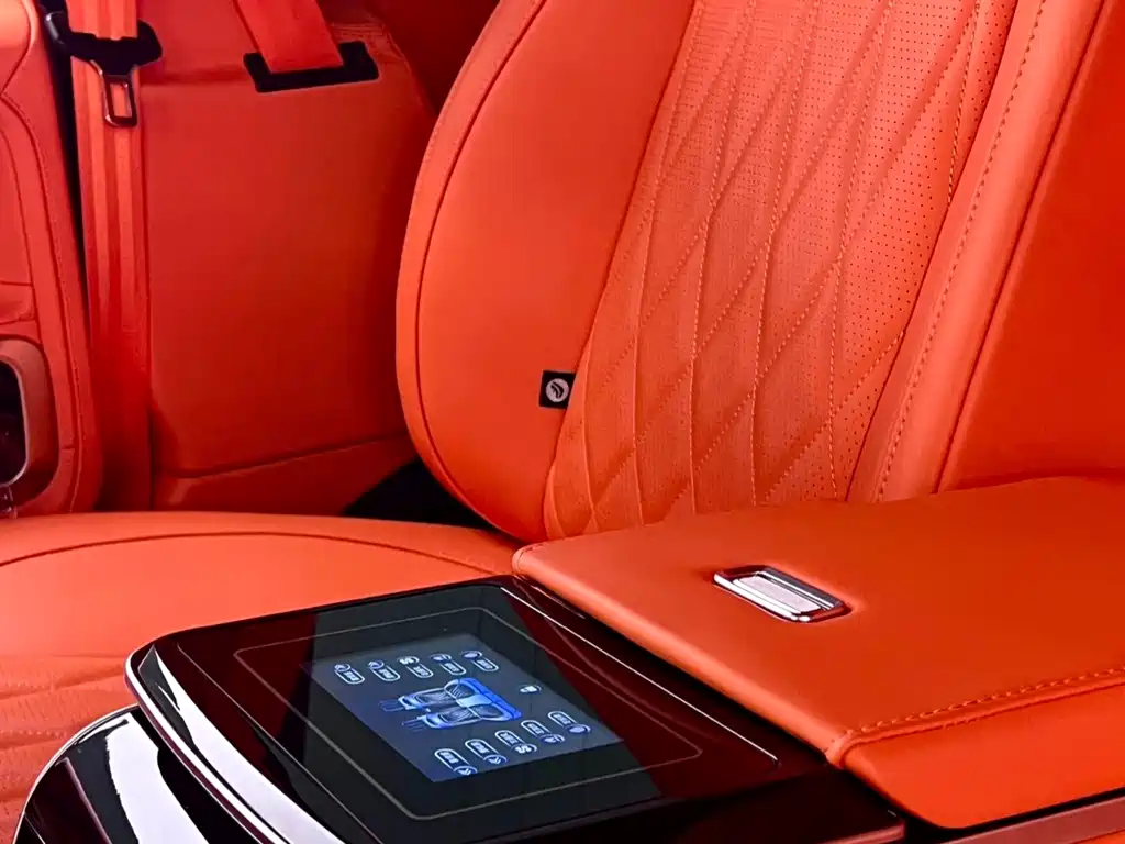 Mercedes-Benz G-Class — миниатюра 14