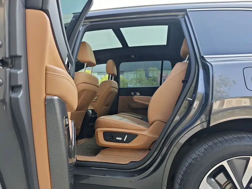 Li Auto Li ONE — миниатюра 5