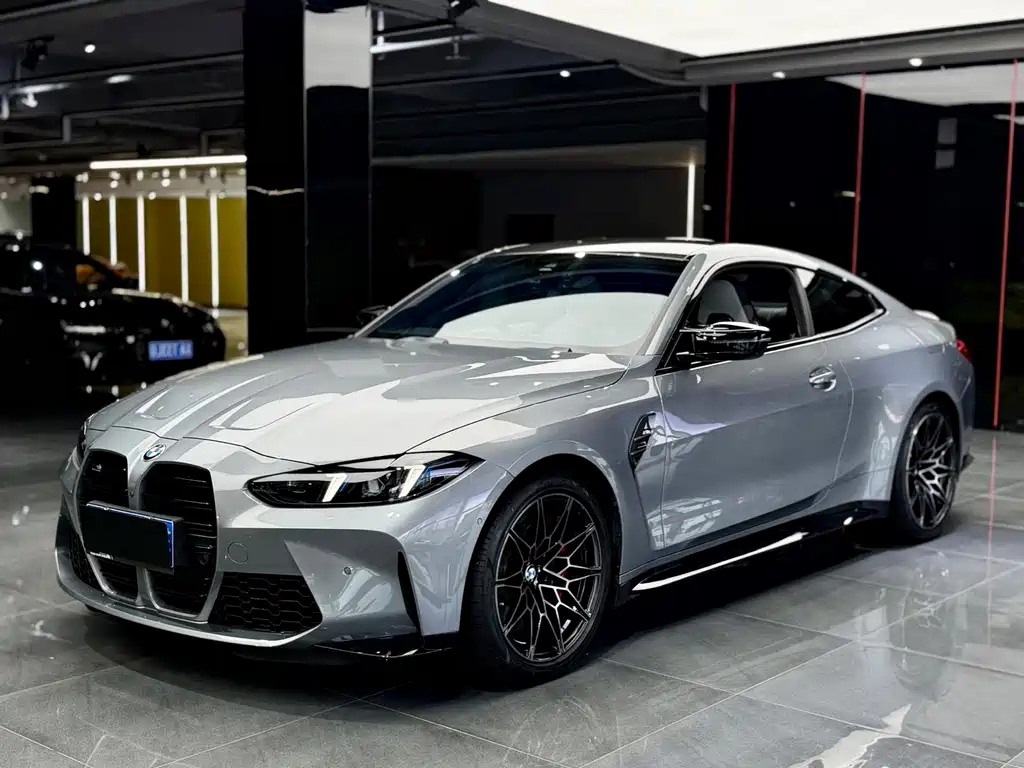 BMW M4