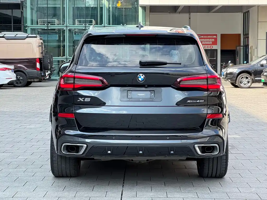 BMW X5 2021 xDrive40i M Sport