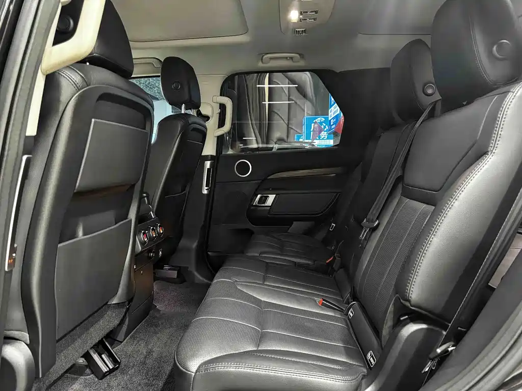 Land Rover Discovery — миниатюра 11