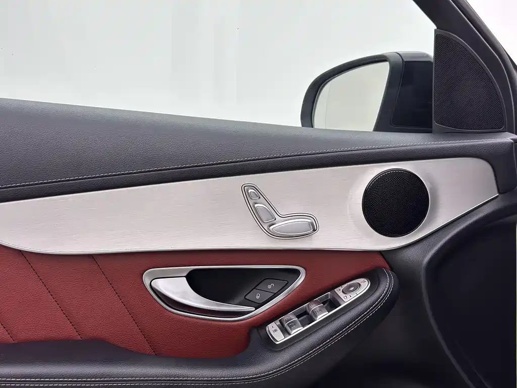 MERCEDES-BENZ GLC COUPE