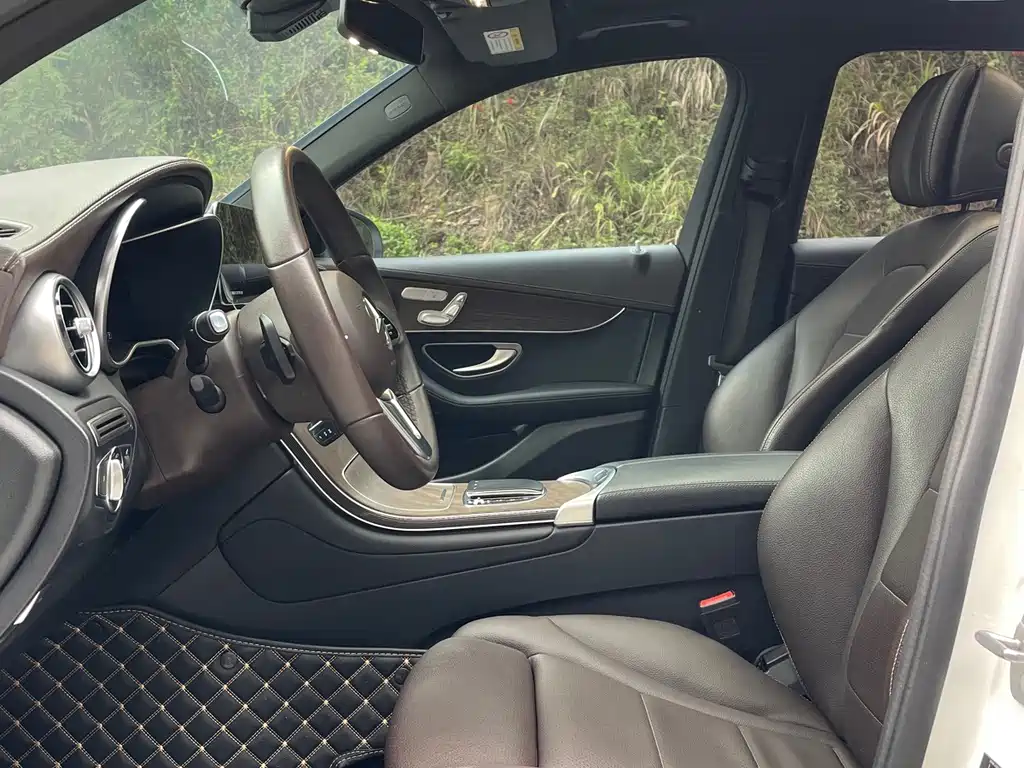Mercedes-Benz GLC — миниатюра 10