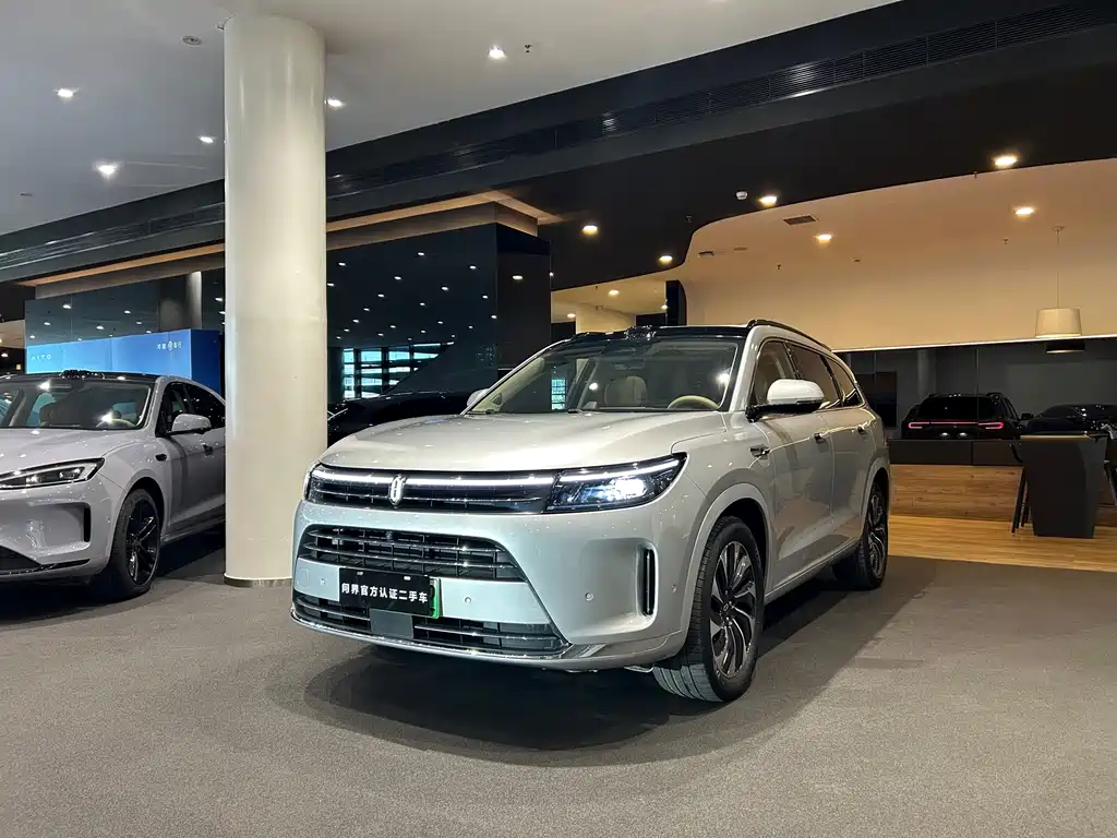 AITO AITO M7 — миниатюра 2