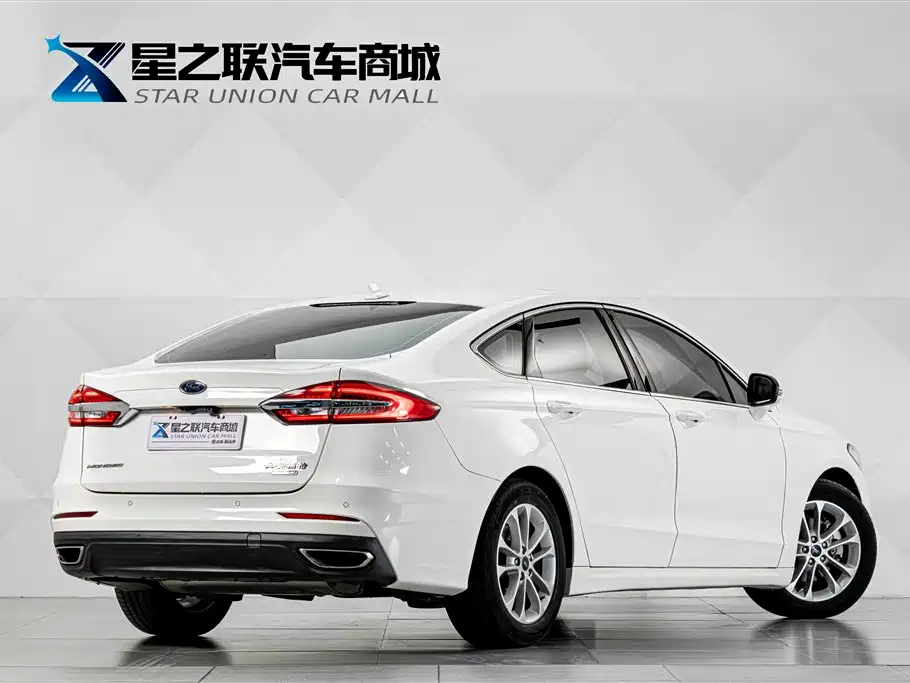 Ford Mondeo — миниатюра 6