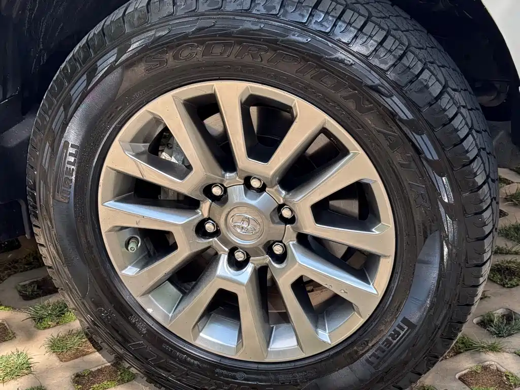 Toyota Prado - фото 11