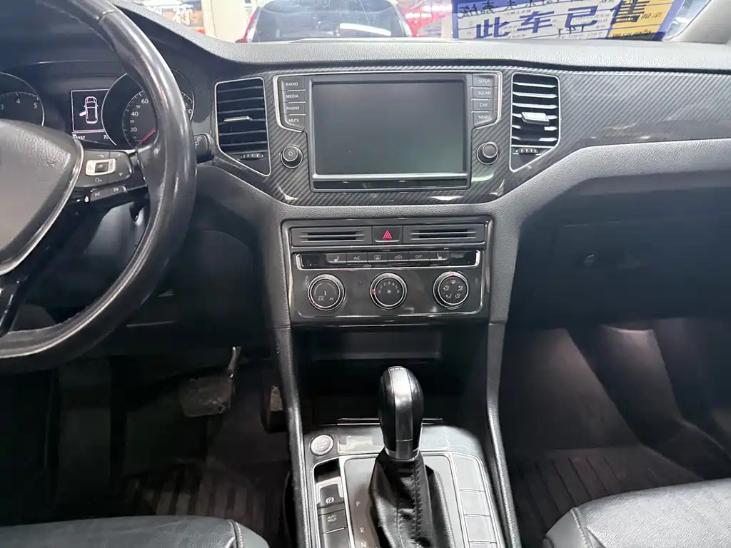 Volkswagen Golf Sportsvan — миниатюра 11