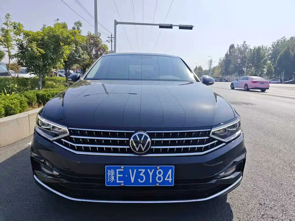 Volkswagen Magotan — миниатюра 2