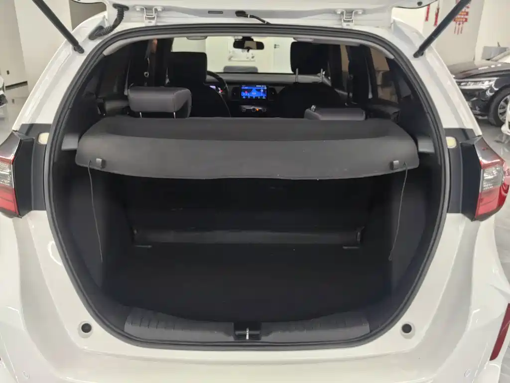 Honda Fit — миниатюра 13