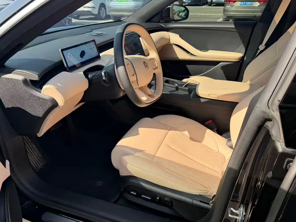 NIO ET5T — миниатюра 4