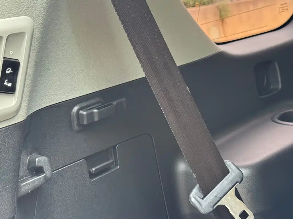 Toyota Prado - фото 5