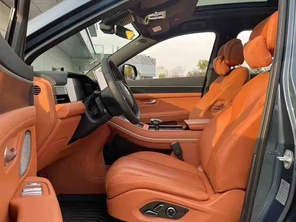 AITO ASK THE WORLD M7