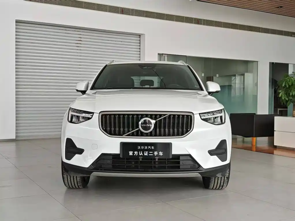Volvo XC40 — миниатюра 2