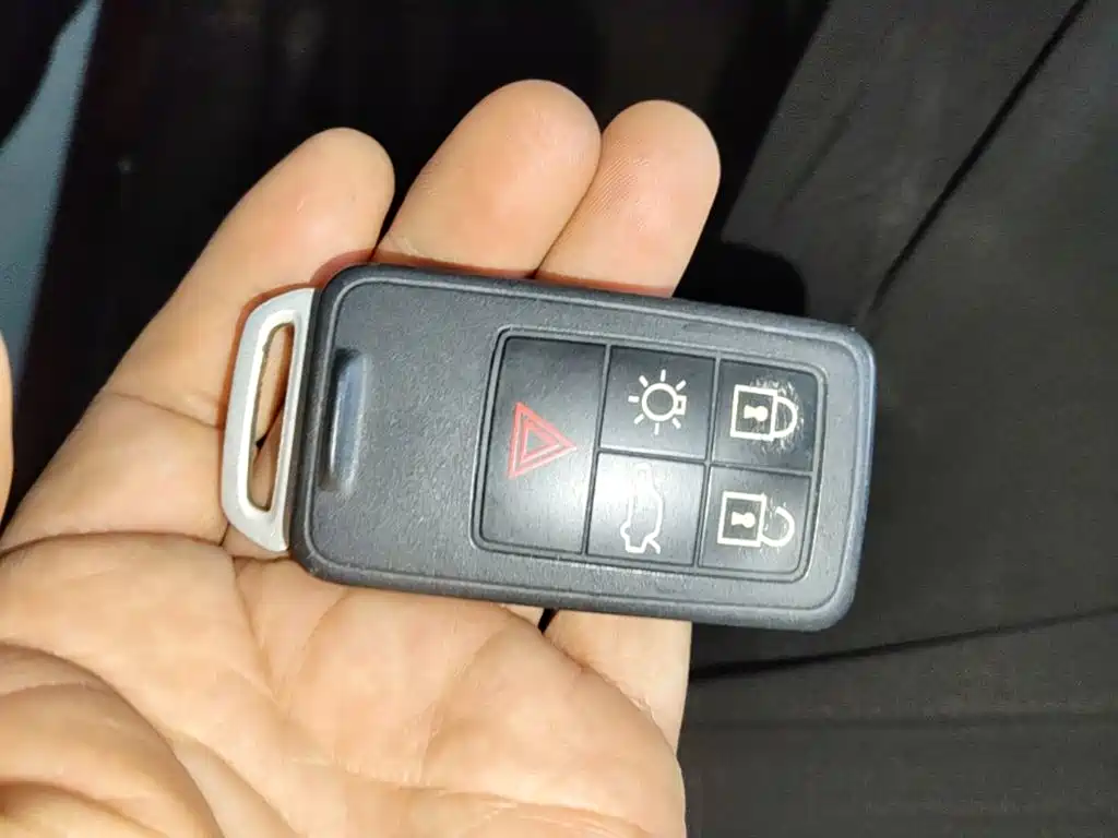 Volvo V40 — миниатюра 9