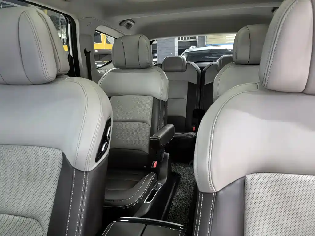 Geely Jia Ji — миниатюра 8