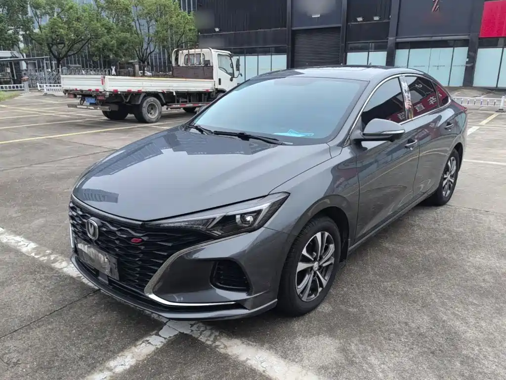 Changan Eado — миниатюра 2