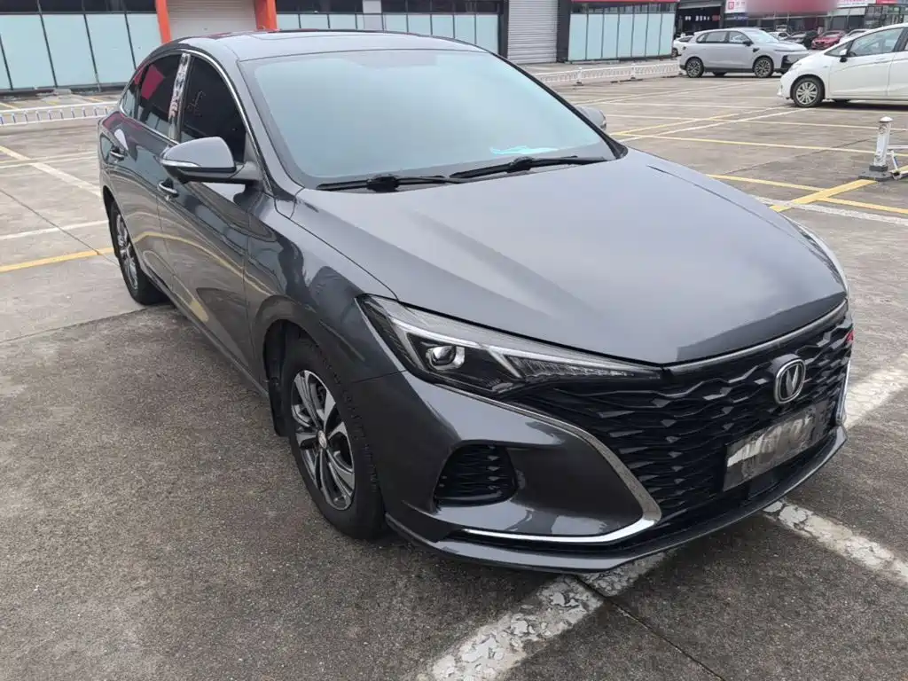 Changan Eado — миниатюра 4