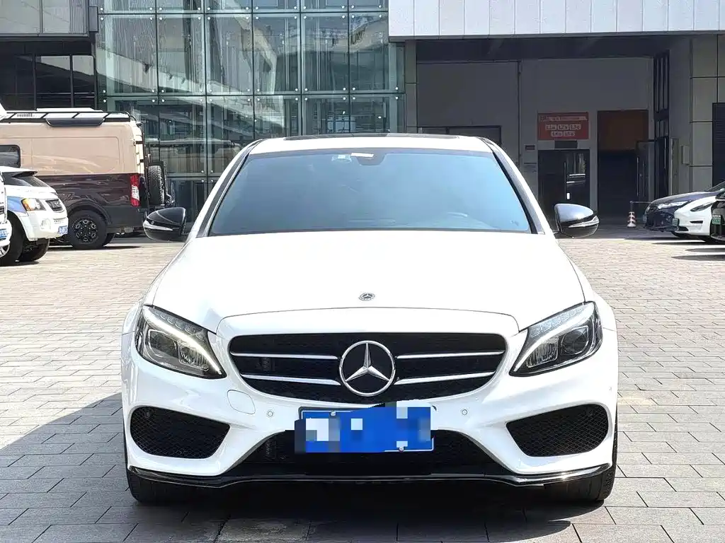 Mercedes-Benz C-Class — миниатюра 2