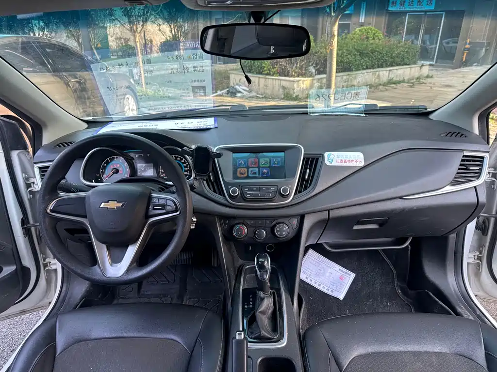 Chevrolet Cavalier — миниатюра 10
