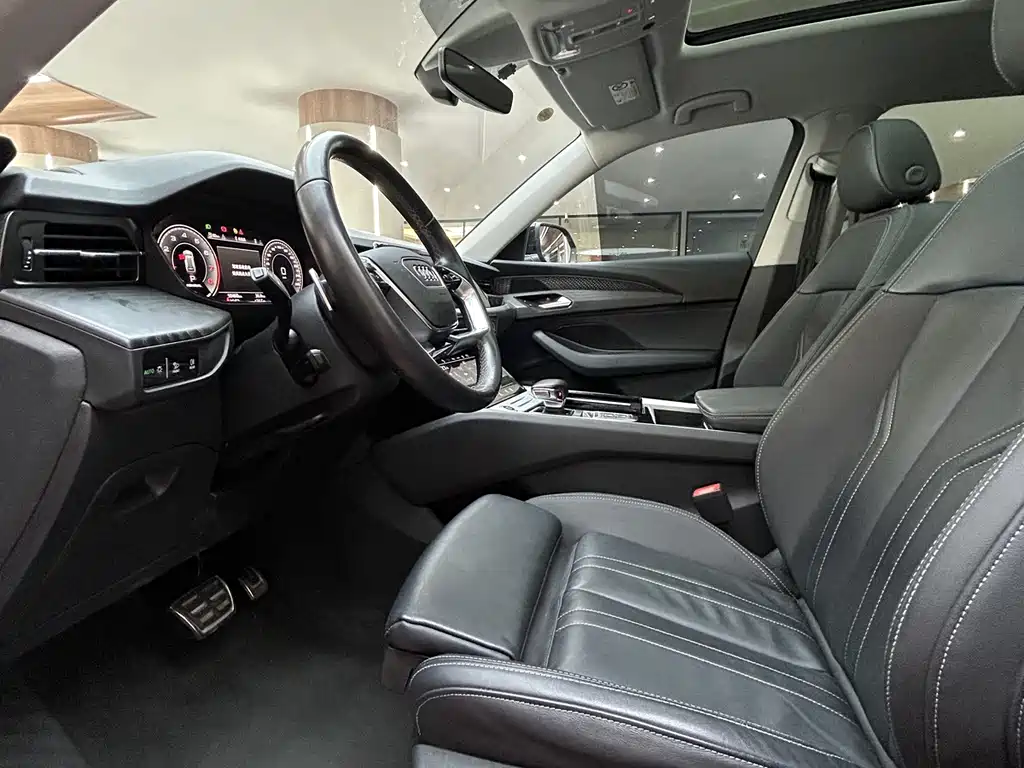 Audi Q6 — миниатюра 15