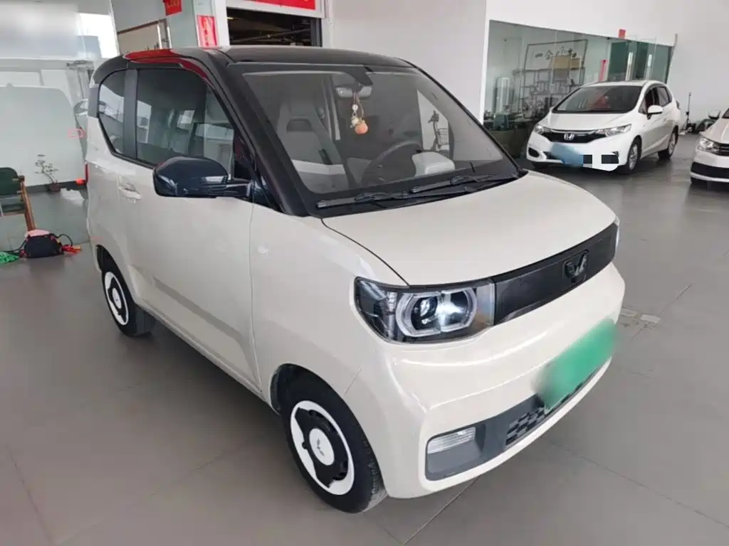 Wuling MINIEV — миниатюра 4