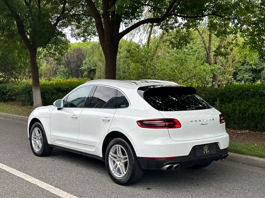 Porsche Macan — миниатюра 17