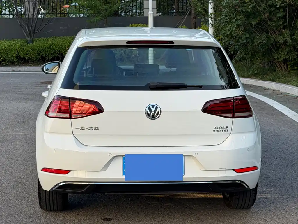 Volkswagen Golf — миниатюра 14