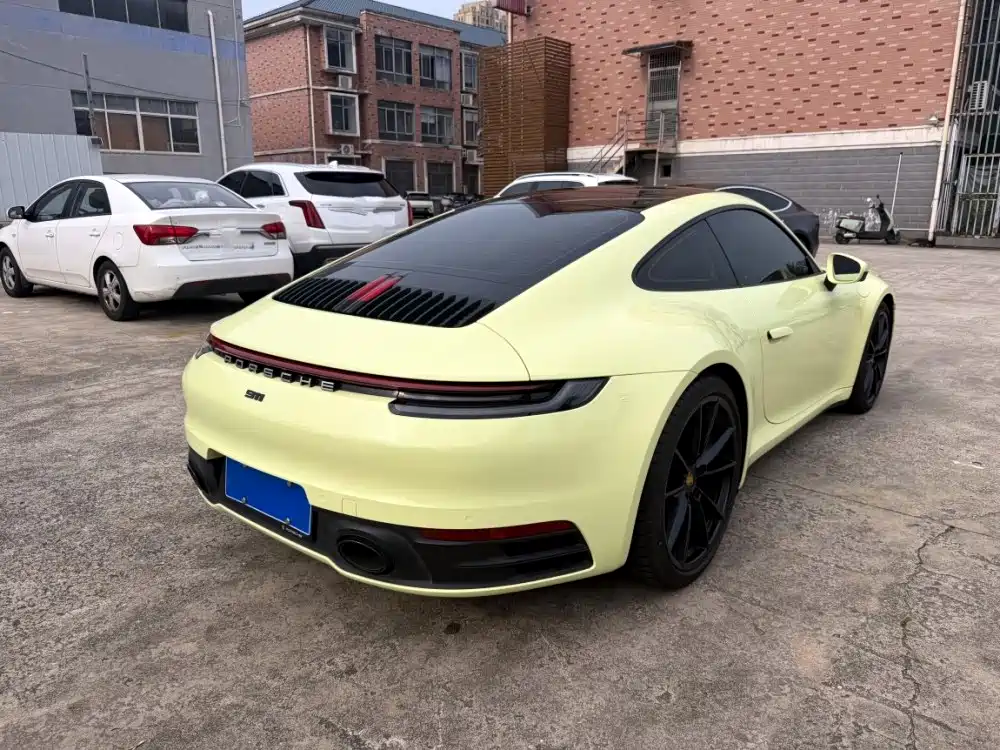 Porsche 911 2023 Carrera 3.0T