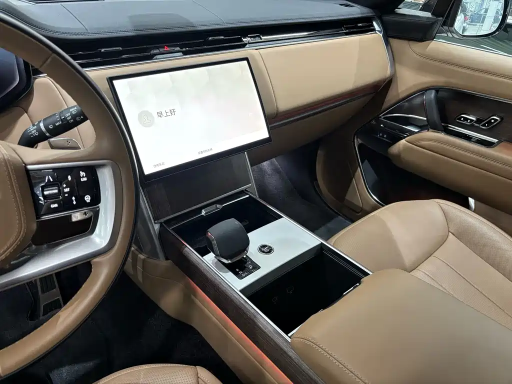 Land Rover Range Rover — миниатюра 8
