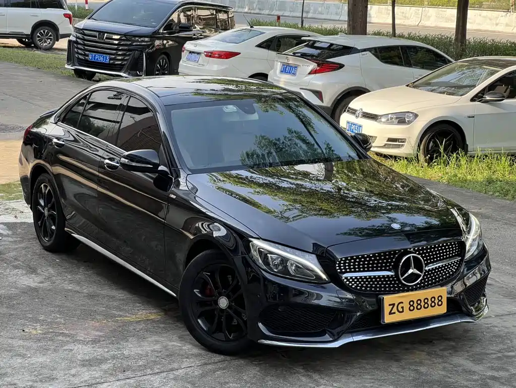 Mercedes-Benz C-Class — миниатюра 3