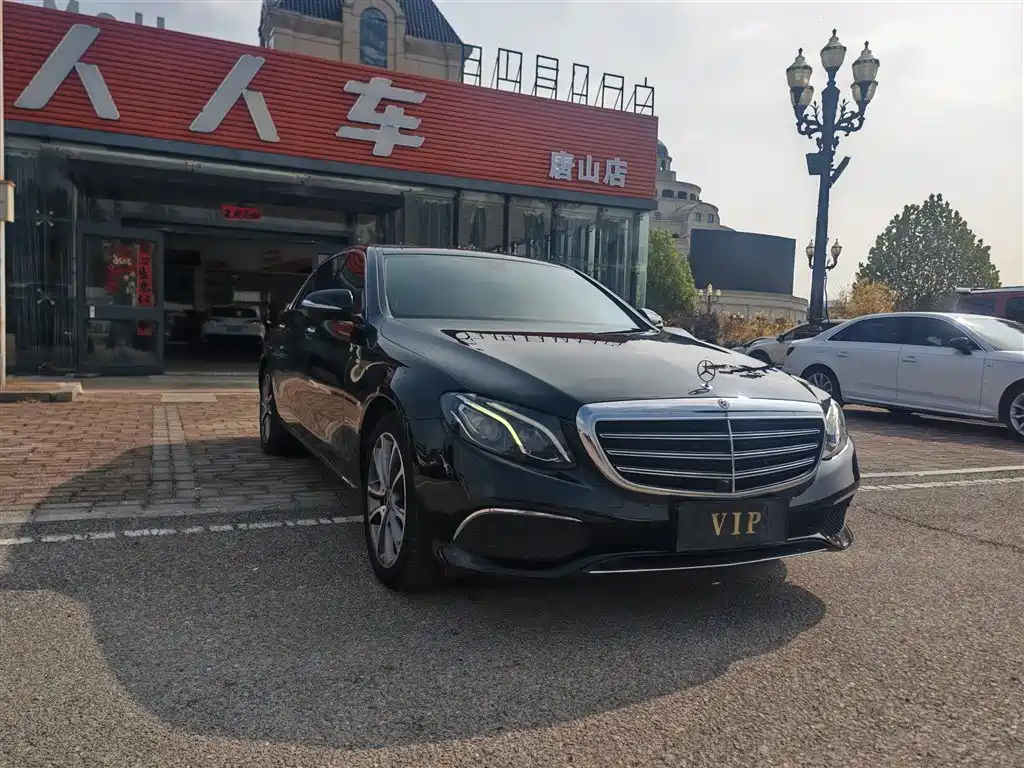 Mercedes-Benz E-Class — миниатюра 3