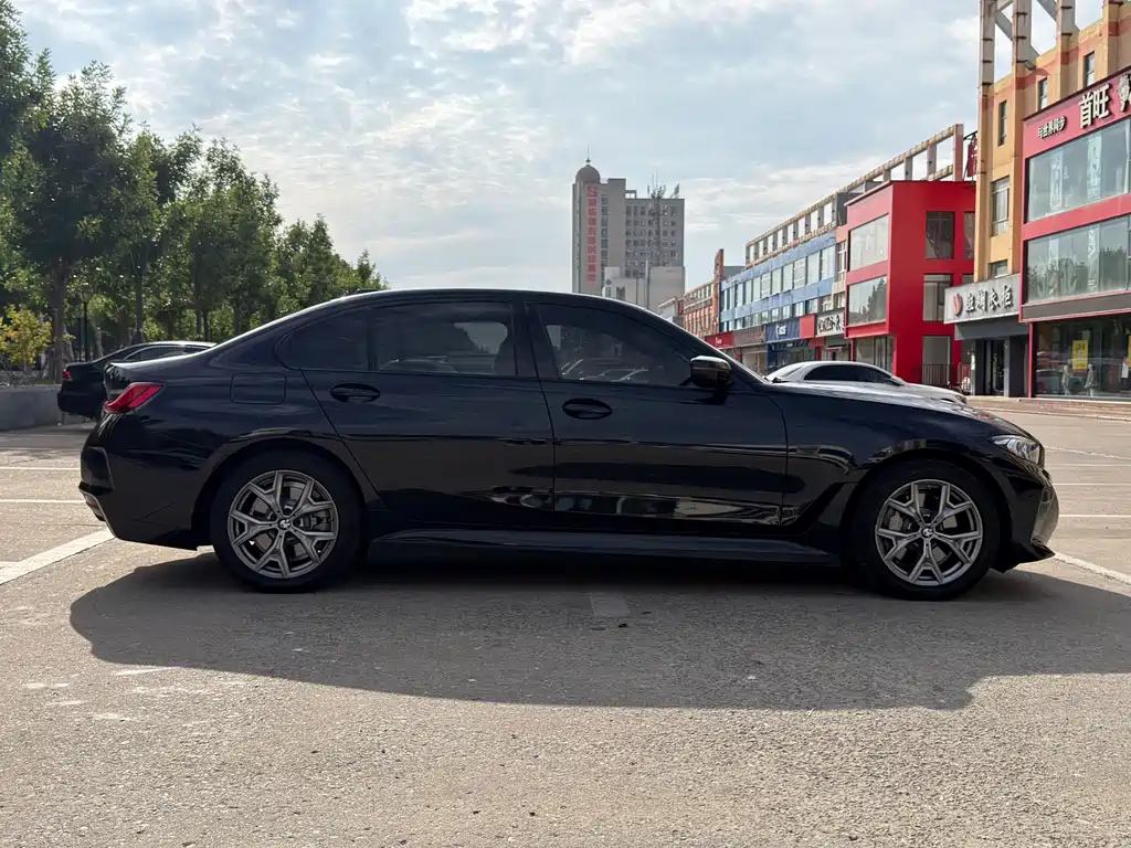BMW i3 — миниатюра 6