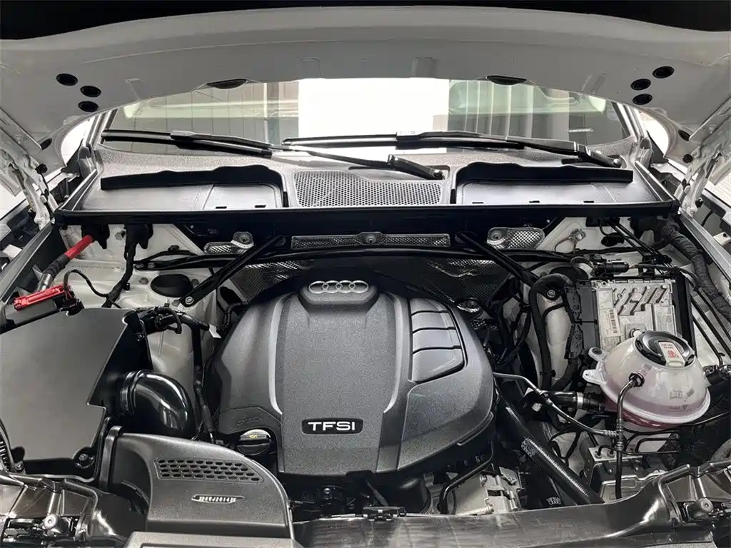 Audi Q5L — миниатюра 8
