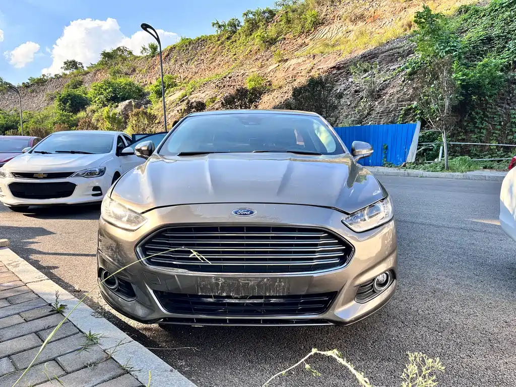 Ford Mondeo — миниатюра 2