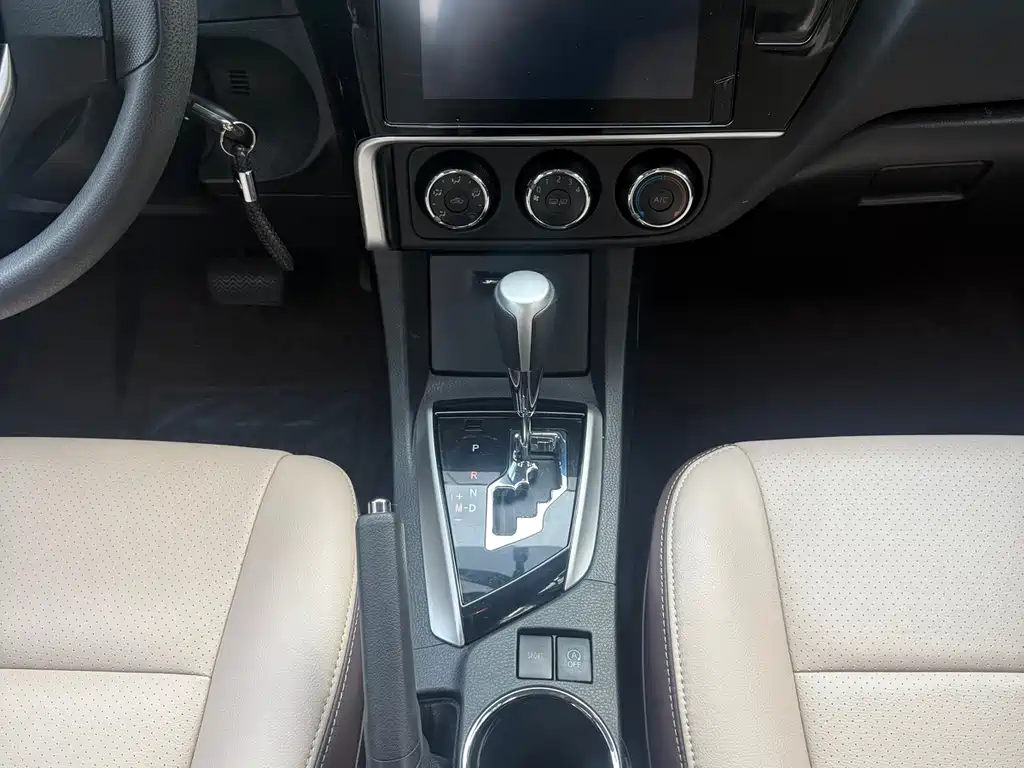 Toyota Corolla — миниатюра 11