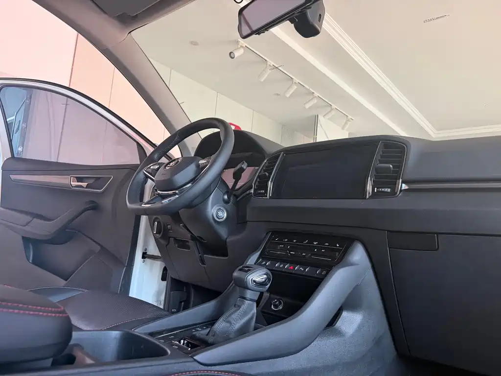 Skoda Karoq — миниатюра 21