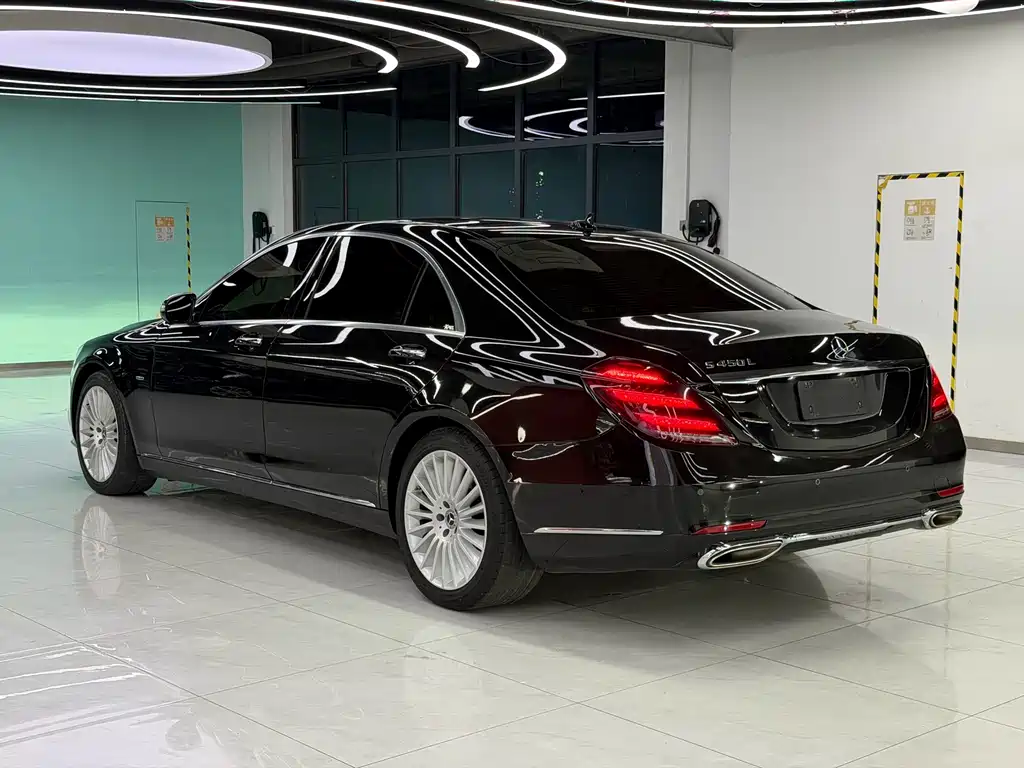 Mercedes-Benz S-Class — миниатюра 6