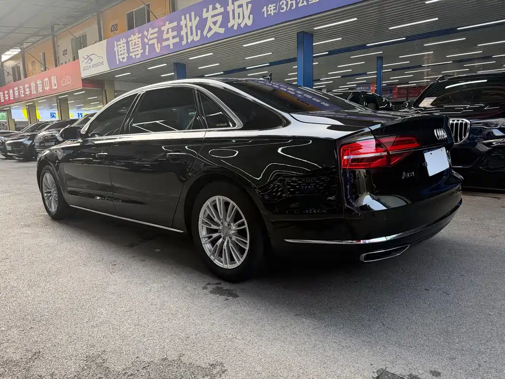 Audi A8 — фотографии объявления, Фото 24