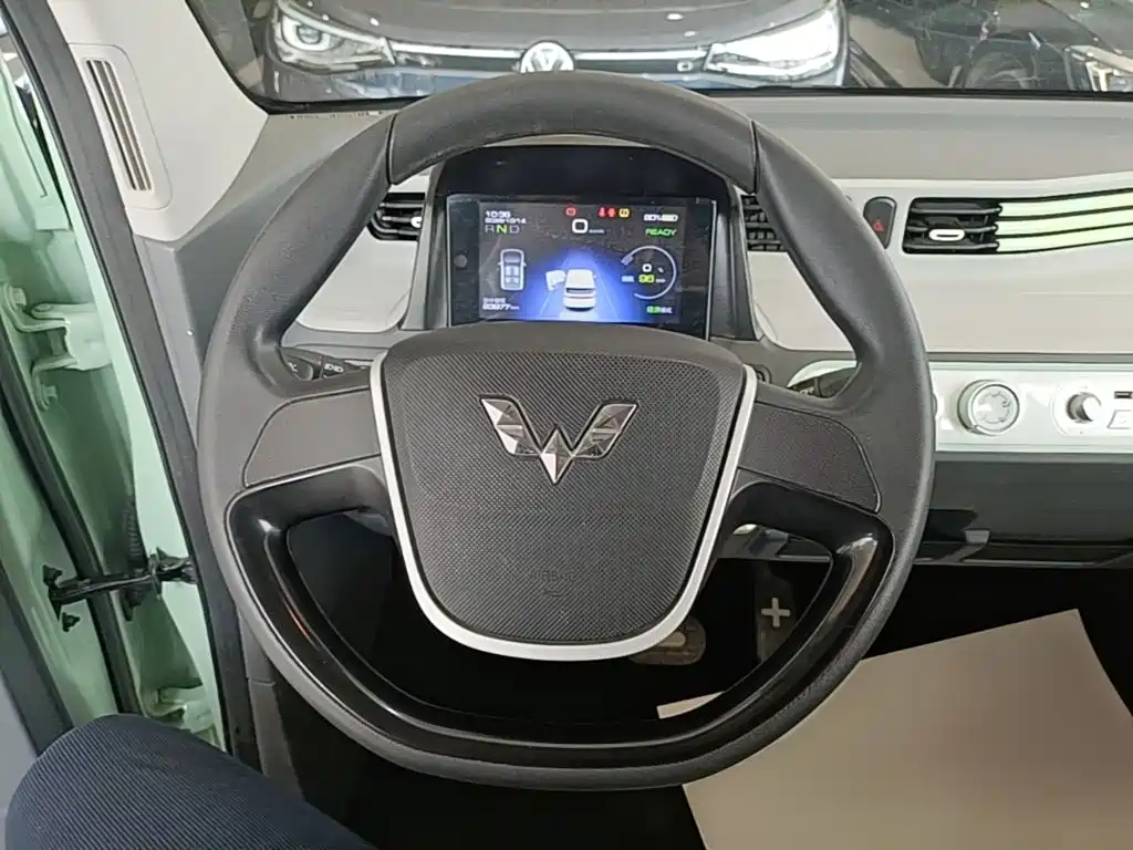 Wuling MINIEV — миниатюра 11